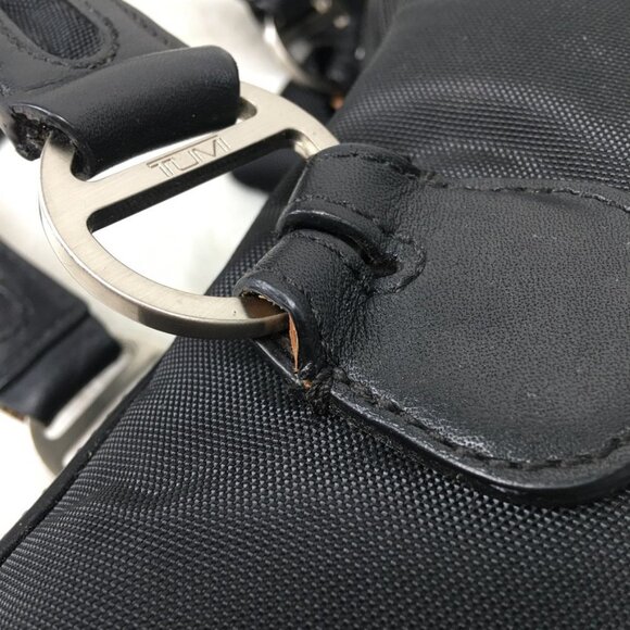 Tumi Women's Black Nylon Canvas Briefcase Laptop Messenger Bag 12.5 x 10.5 - Picture 3 of 16